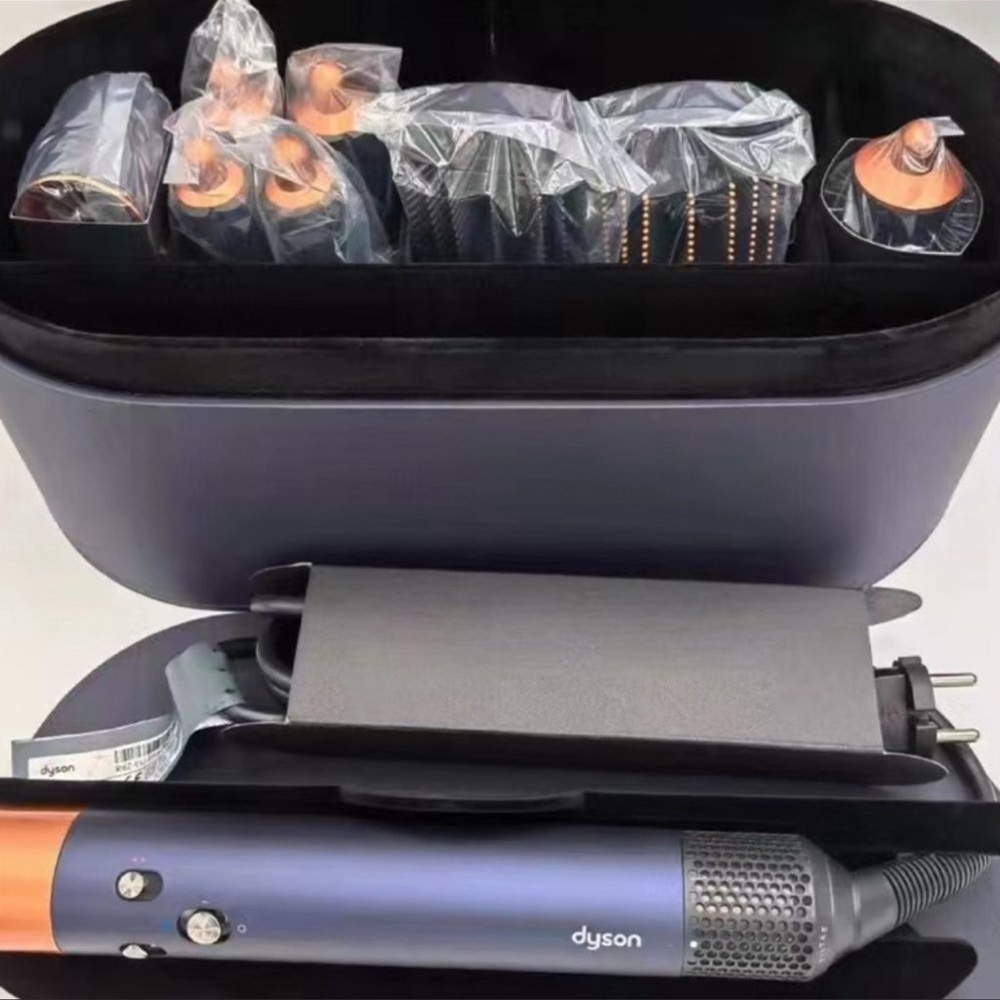 Dyson air wrap tool